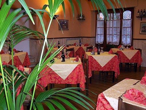 Il Palazzetto Hotel Киусдино Екстериор снимка